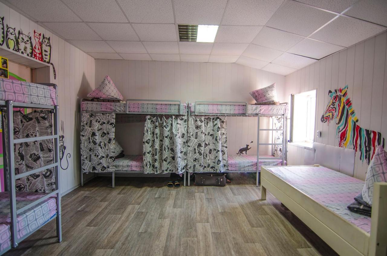 Lucky Hostel На Крещатике Kiev Extérieur photo