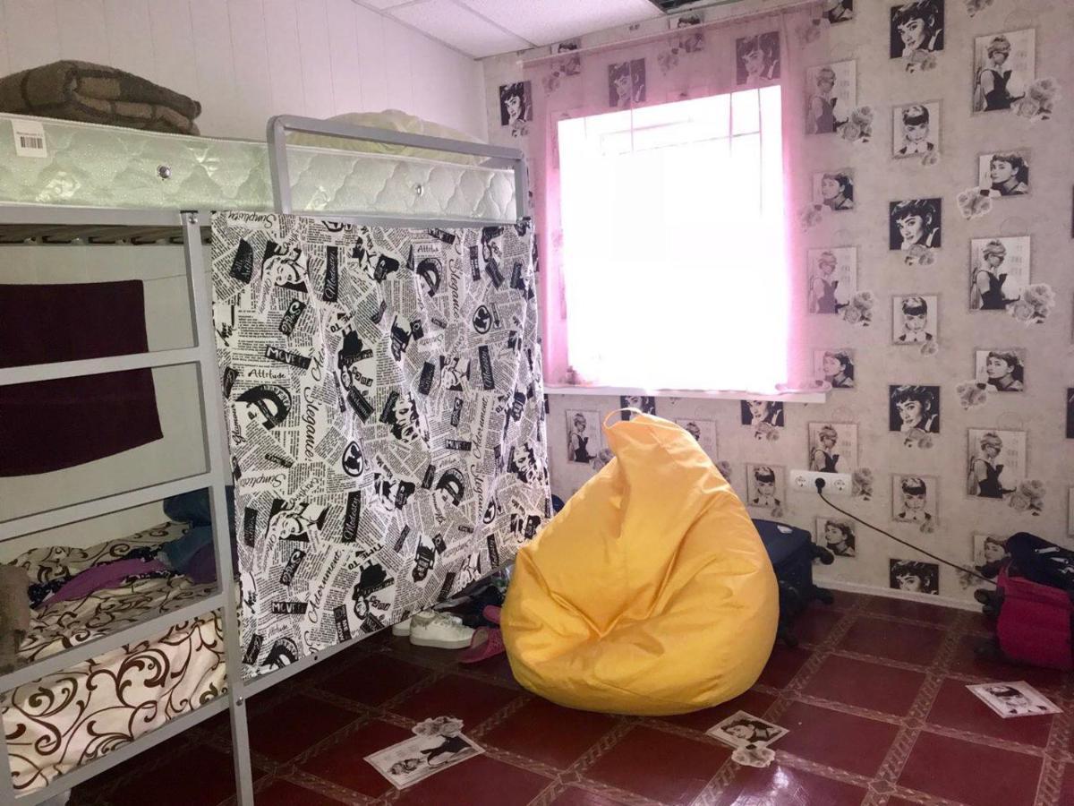 Lucky Hostel На Крещатике Kiev Extérieur photo